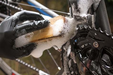 How to Clean and Lube Bike Chain: A Comprehensive Guide to Keeping Your Ride Smooth and Your Mind Clear