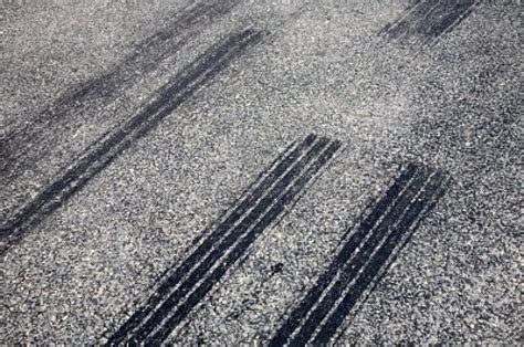 How to Remove Tire Marks: When Rubber Meets the Road and Leaves a Story Behind